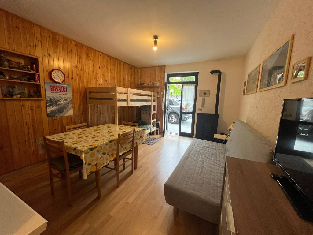 Appartamento a Caspoggio in Via Don Giovanni Bosco - Foto 4