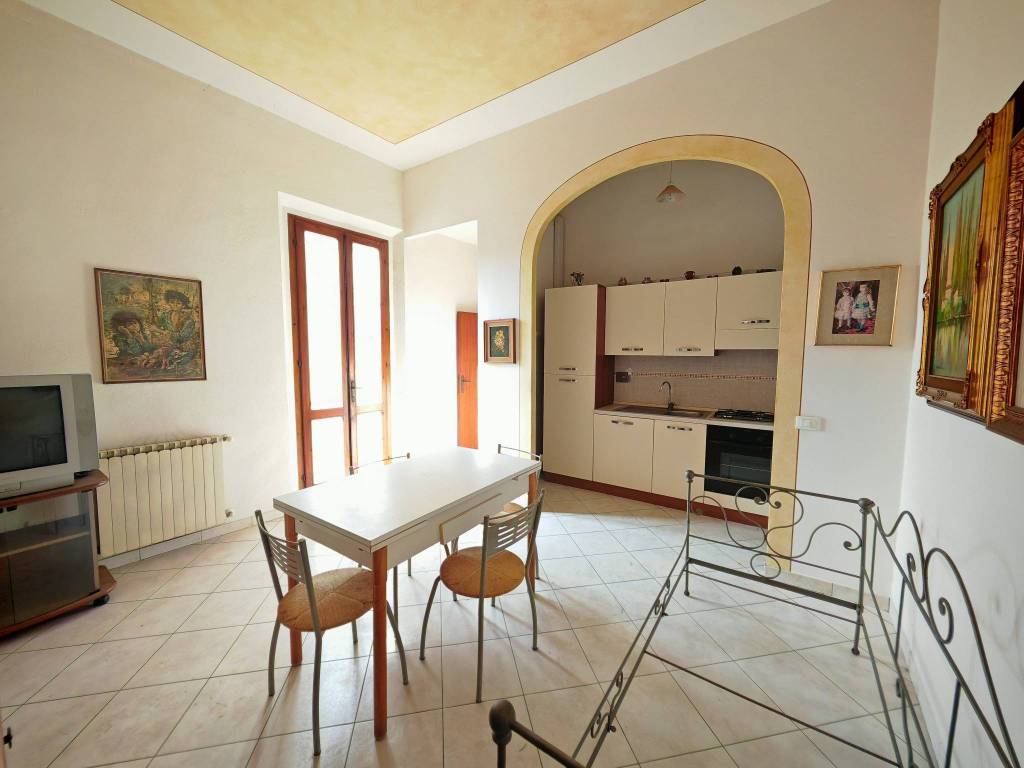 Appartamento a Ponsacco in Piazza Repubblica - Foto 5