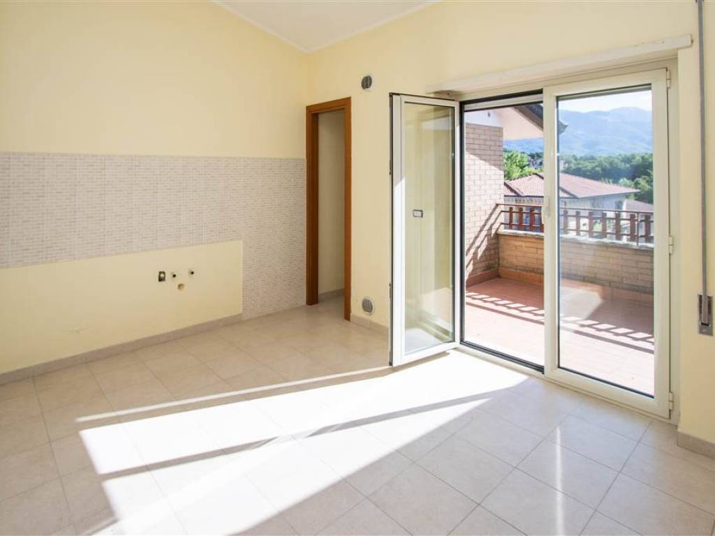 Appartamento a Atina in Via dei Sanniti, 03042 Atina Inferiore FR, Italia - Foto 3