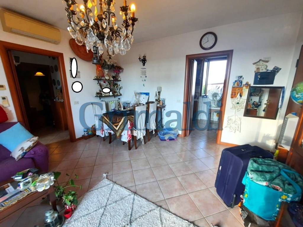 Appartamento a Bareggio in Via Isonzo - Foto 5