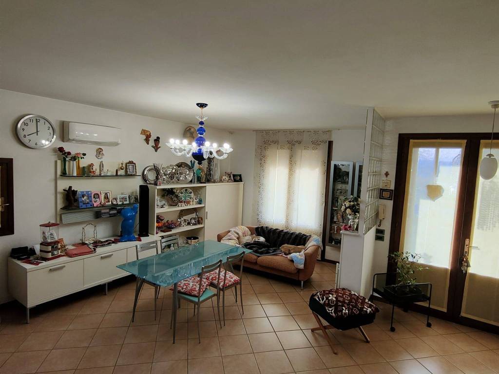 Villetta a schiera a Selvazzano dentro in Via Vasco De Gama - Foto 2
