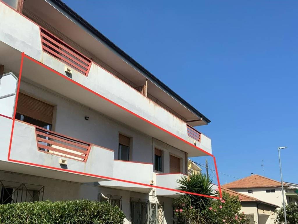 Appartamento a Alba adriatica in Via Trebbia, 20 - Foto 2
