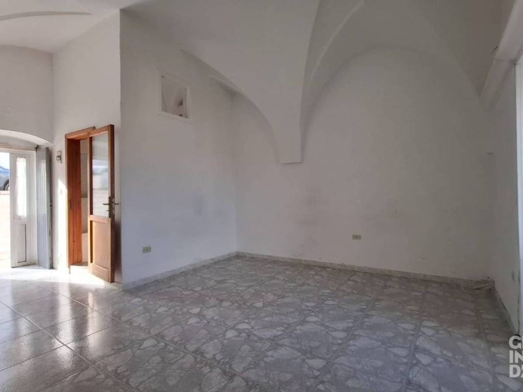 Appartamento a Ceglie messapica in Via Porta di Giuso - Foto 2
