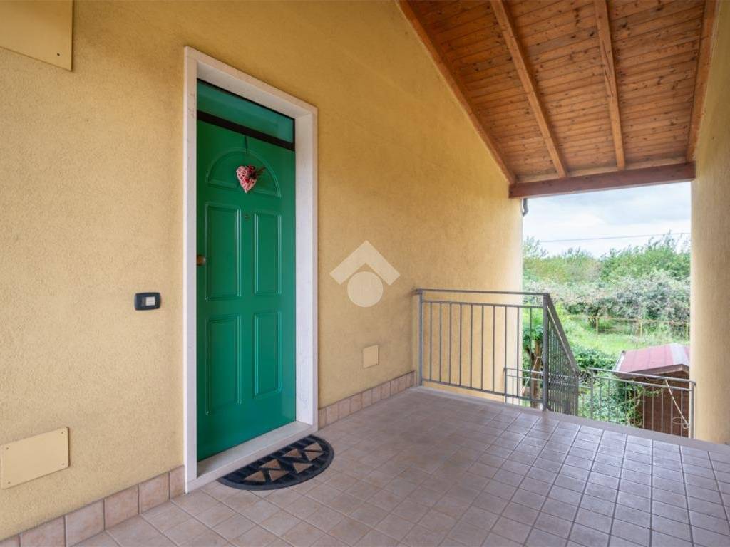 Appartamento a Villafranca di verona in Via Mons. Comboni, 21 - Foto 2