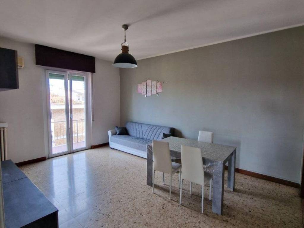 Appartamento a Mantova in Viale Pietro Albertoni - Foto 4
