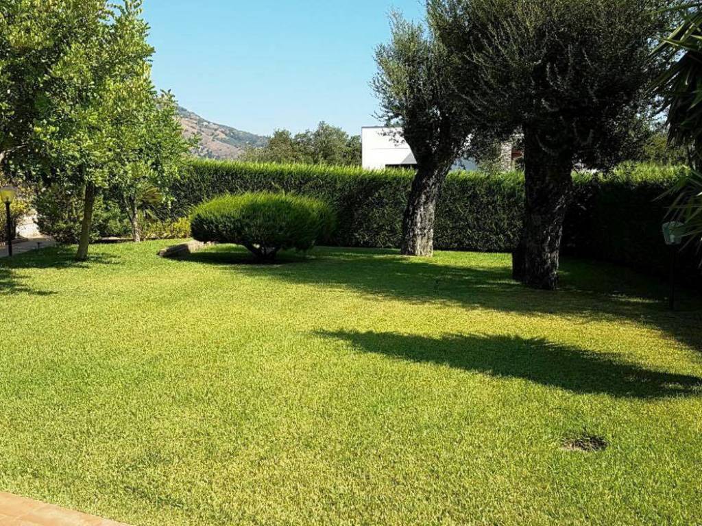 Villa a Montepaone in Via Cesare Beccaria, 6 - Foto 2