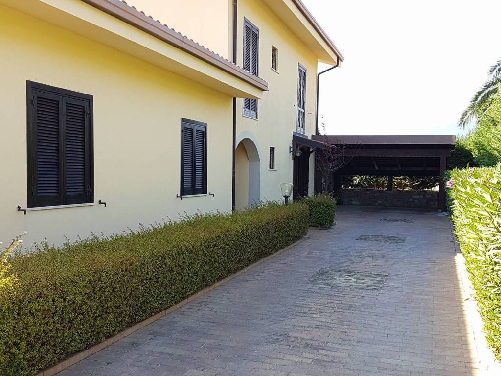 Villa a Montepaone in Via Cesare Beccaria, 6 - Foto 4