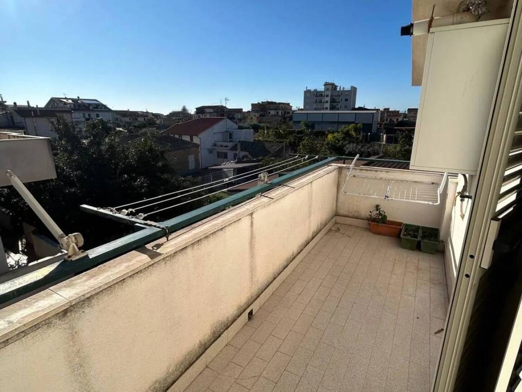 Appartamento a Siderno in Via delle Querce - Foto 5
