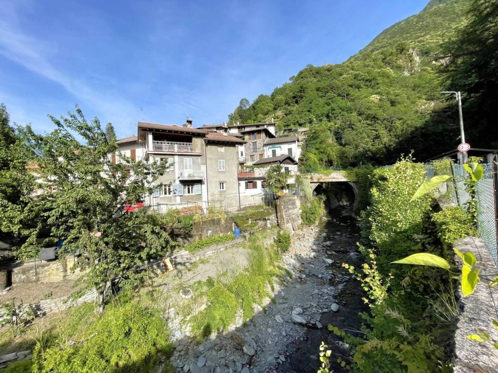 Appartamento a Delebio in Via Fanfulla da Lodi - Foto 2
