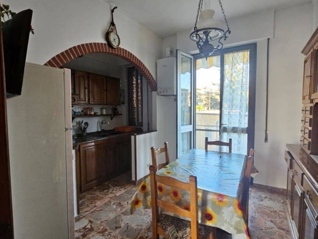 Appartamento a Arezzo in Via Largo Tevere - Foto 2