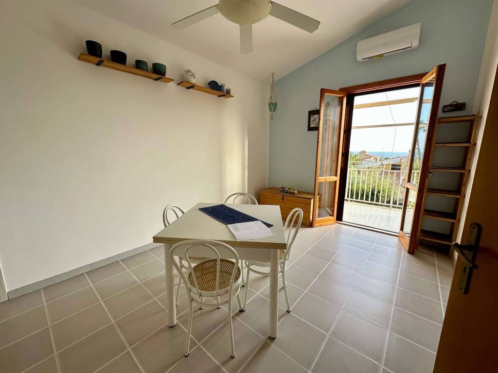 Appartamento a Ragusa in Via Panarea, 45 - Foto 4