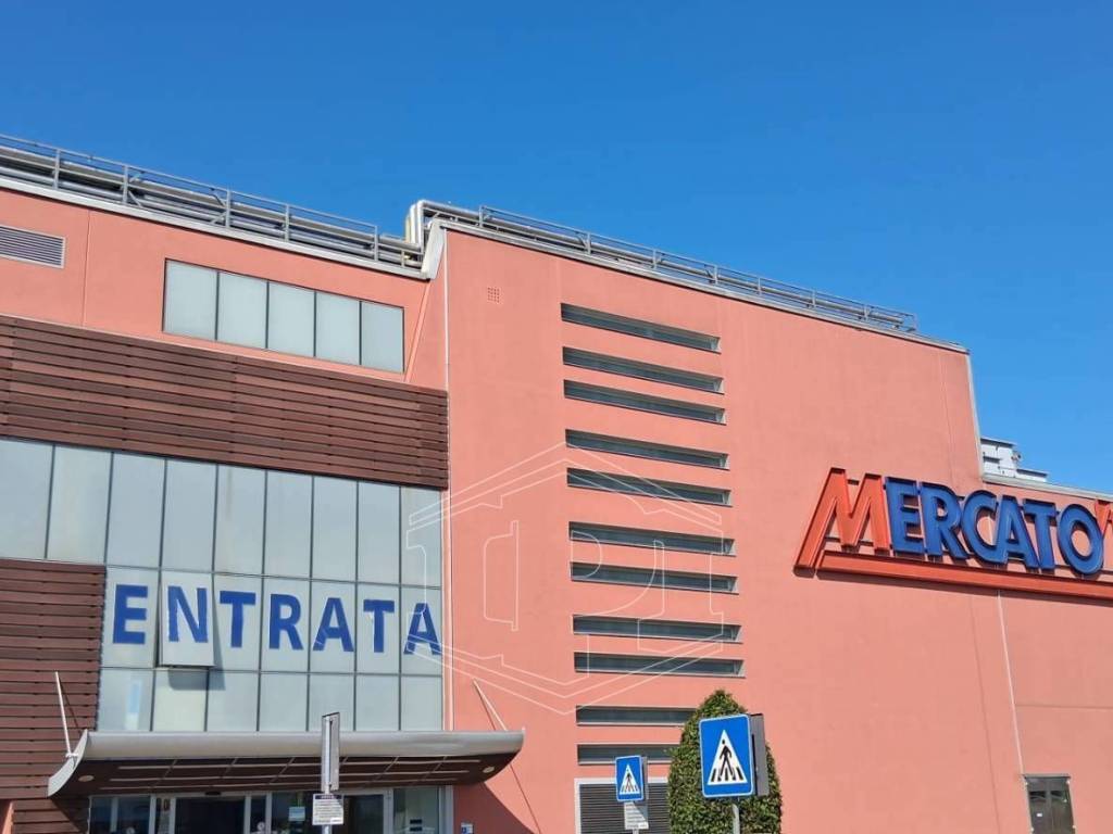 Immobile a Alba in CORSO CANALE, 99 - Foto 4