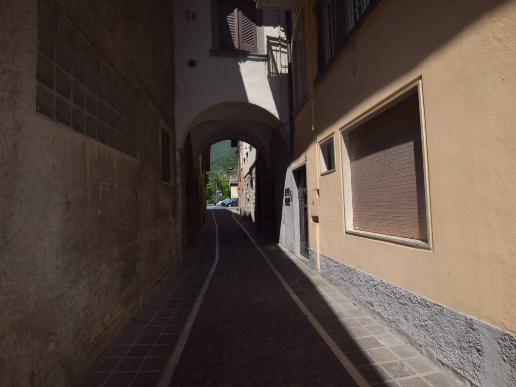 Appartamento a Predore in Via Arrio Muciano, 42 - Foto 2