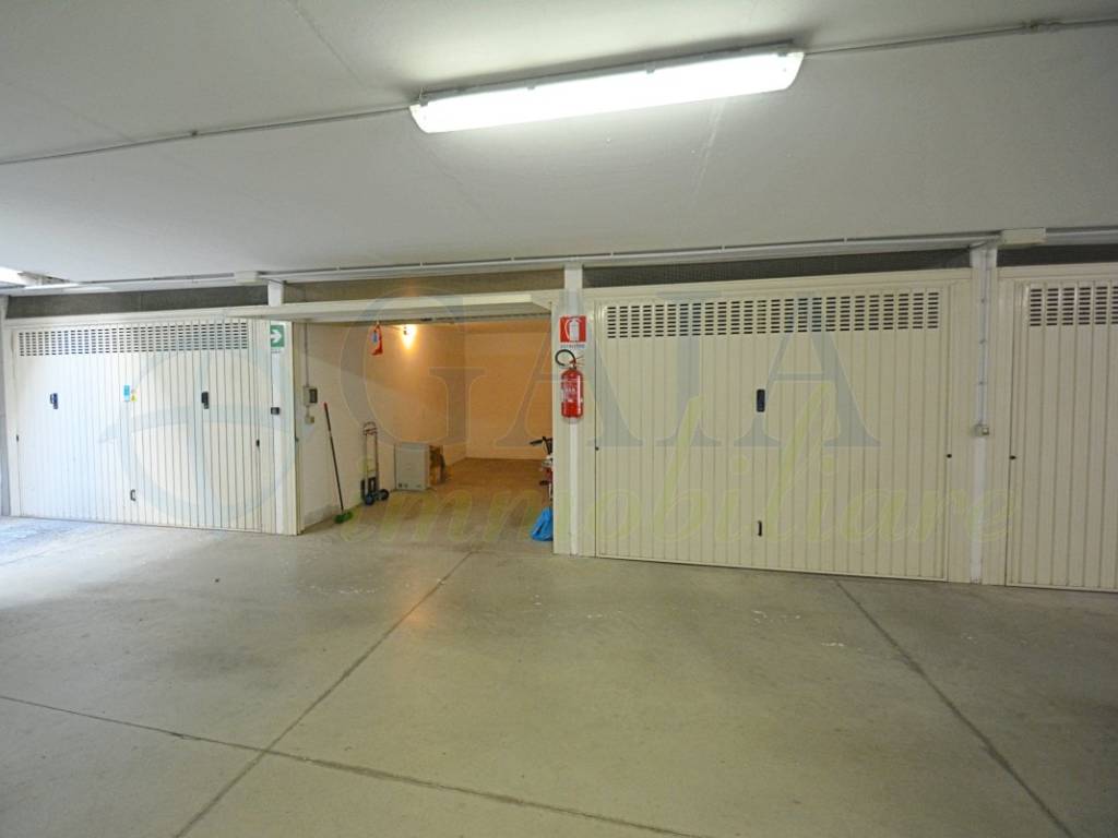 Box / garage a Borghetto santo spirito in Via Genova - Foto 4