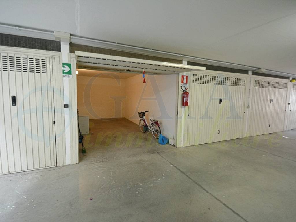 Box / garage a Borghetto santo spirito in Via Genova - Foto 5