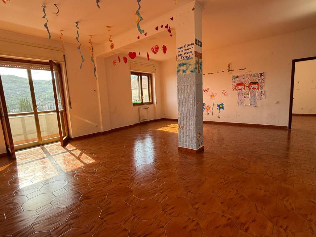 Appartamento a Salerno in Viale dei Normanni - Foto 5