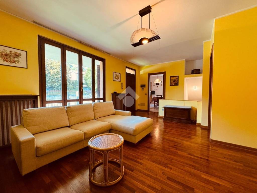 Villa a Casatenovo in Via Don Carlo Gnocchi, 9 - Foto 4