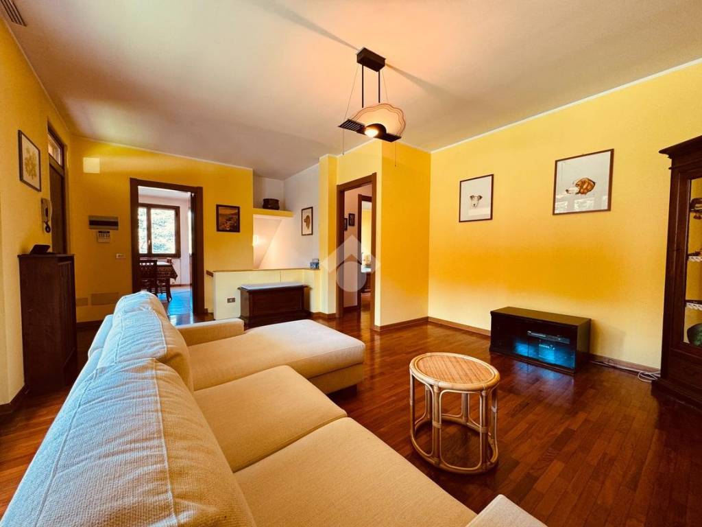 Villa a Casatenovo in Via Don Carlo Gnocchi, 9 - Foto 5