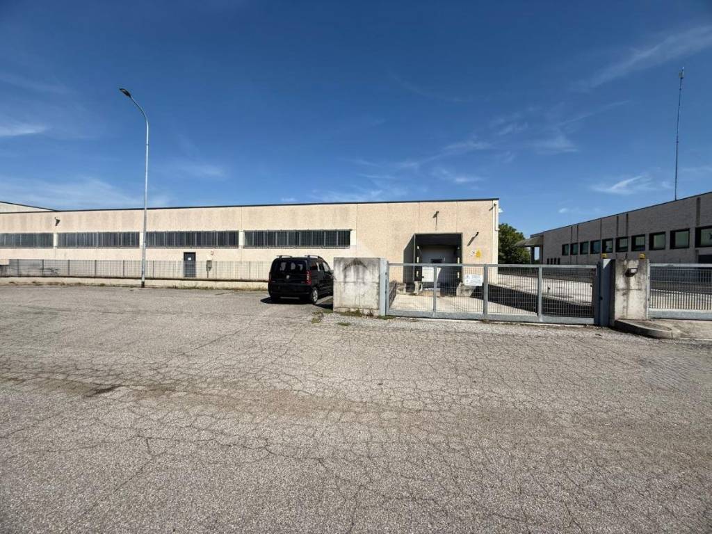 Immobile a Castel goffredo in Via per Medole, 1 - Foto 2