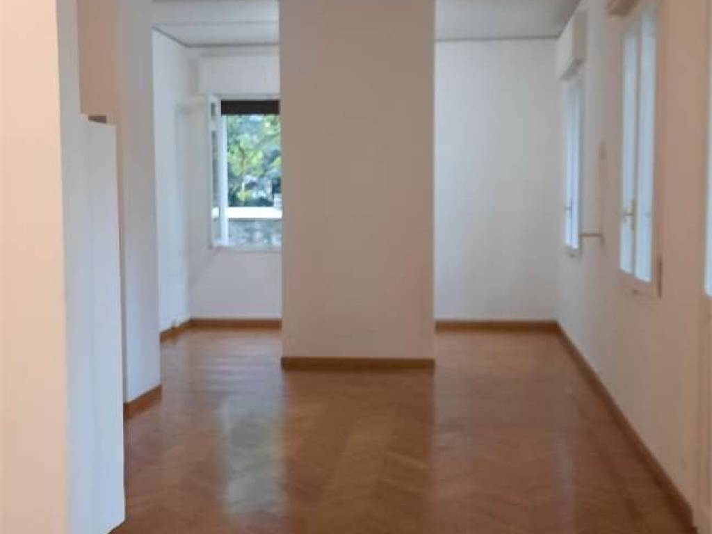 Appartamento a Modena in VIALE VITTORIO VENETO - Foto 5