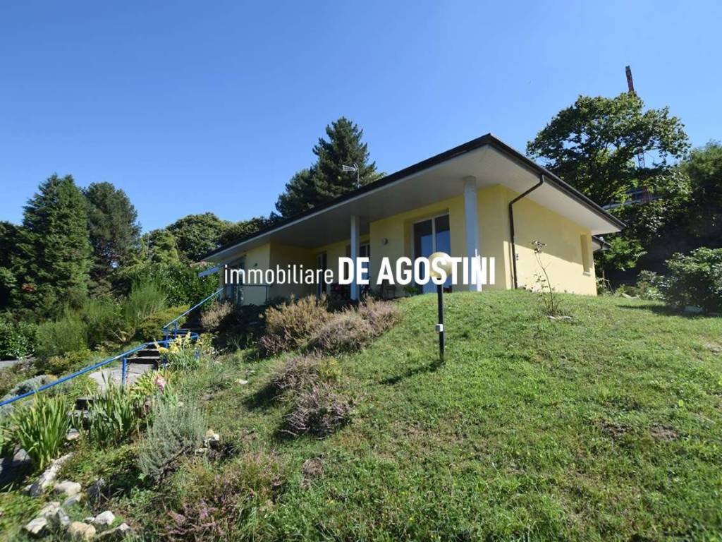 Casa indipendente a Arona in via Verbania 17 - Foto 4