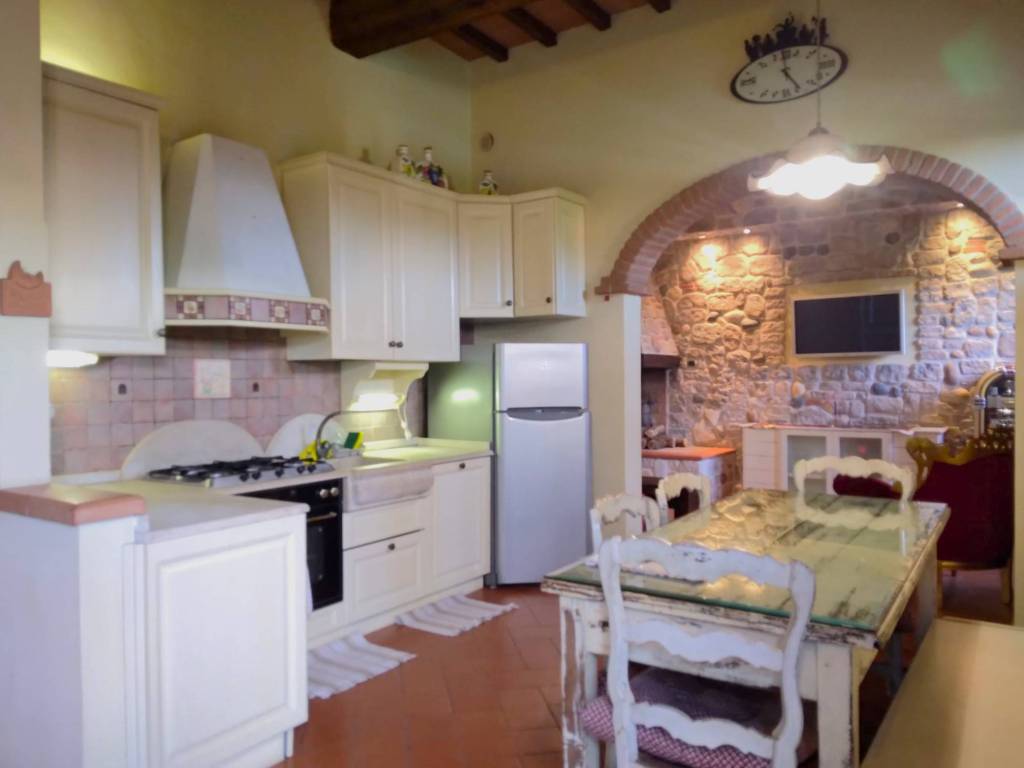 Casa indipendente a Prato in Via del Leone - Foto 2