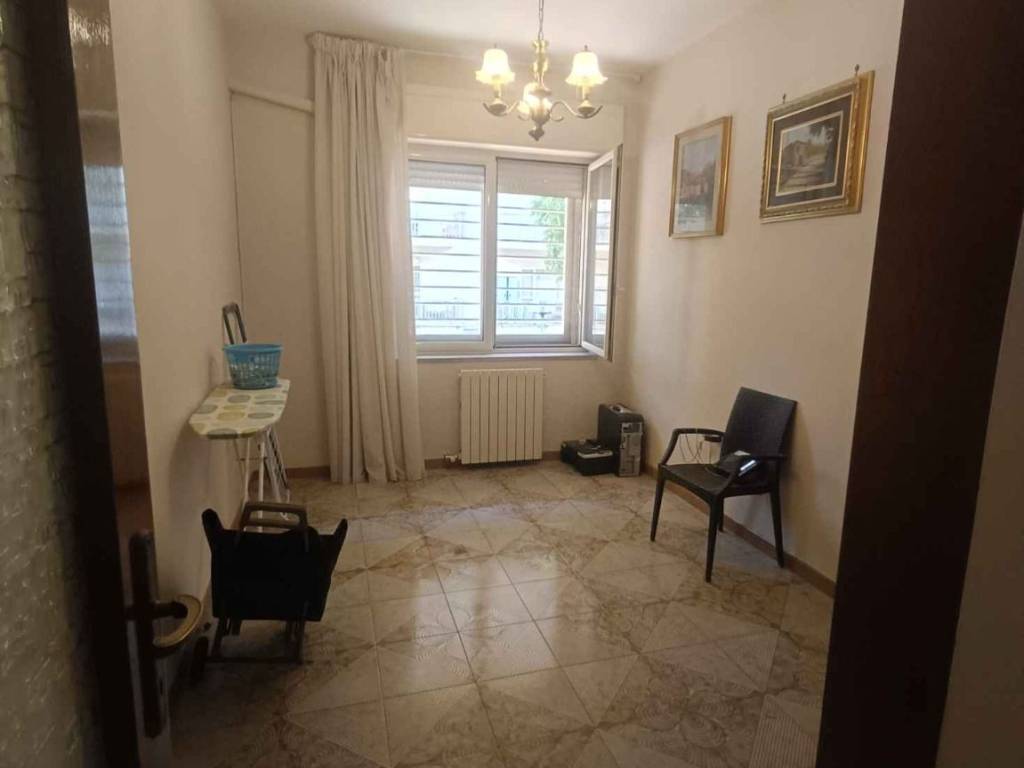 Appartamento a Caserta in Viale Alberto Beneduce - Foto 4