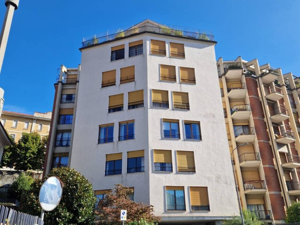 Appartamento a Borgosesia in Via dei Partigiani, 11 - Foto 2