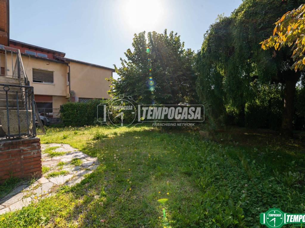 Villa a Oleggio castello in Via Antonio Gramsci 13 - Foto 5