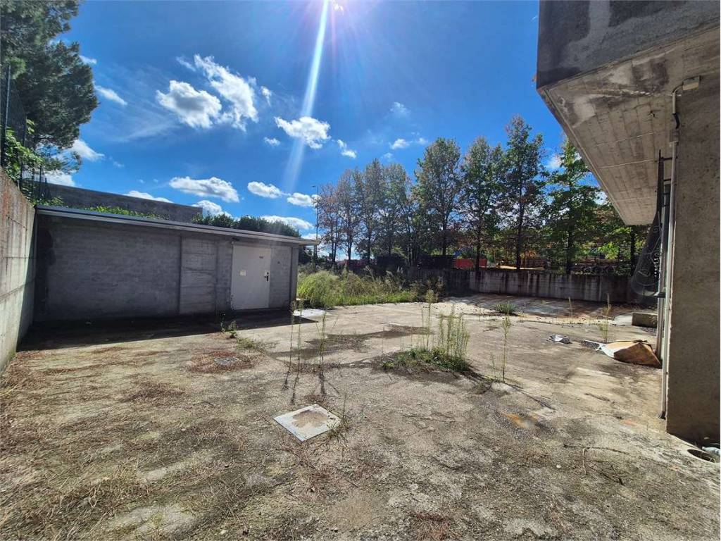 Casa indipendente a Cardano al campo in Via Rogorazza, 31 - Foto 4