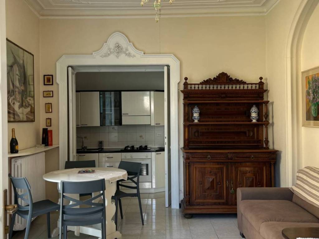 Appartamento a Canzo in via Roma, 1 - Foto 2