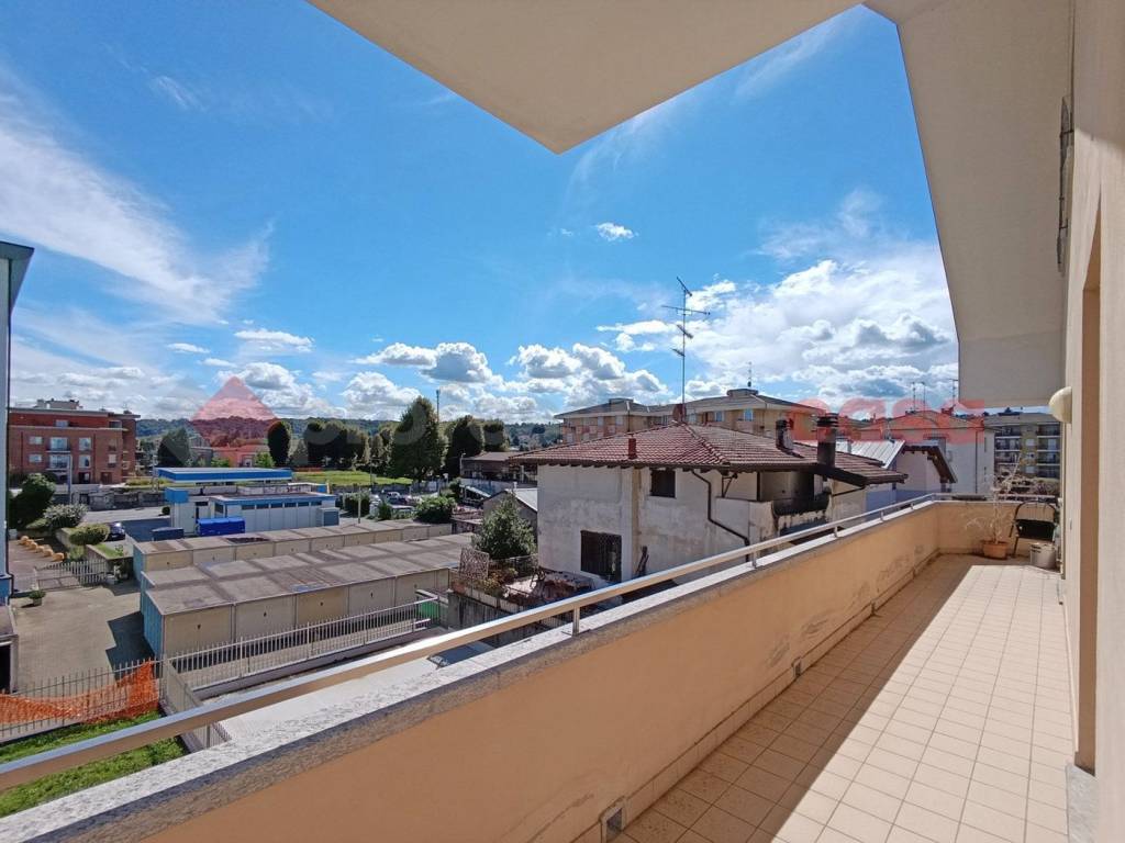 Appartamento a Arona in via verga - Foto 4