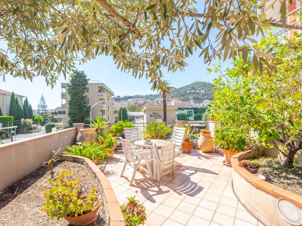 Appartamento a Imperia in Via Garessio, 36 - Foto 3