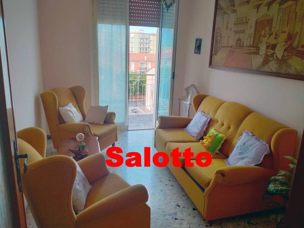 Appartamento a Manfredonia in Via degli Angioini, 13 - Foto 4