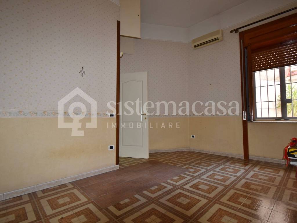 Appartamento a Brusciano in Via Mariano Semmola - Foto 5