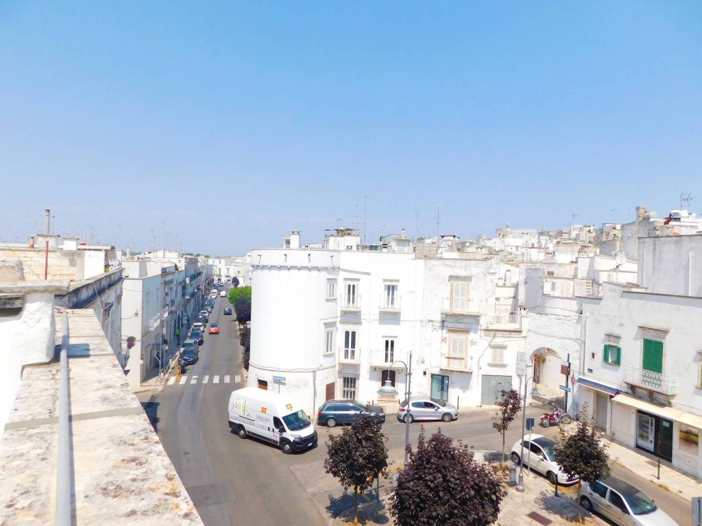 Casa indipendente a Martina franca in Via Francesco Saverio Mercadante - Foto 2