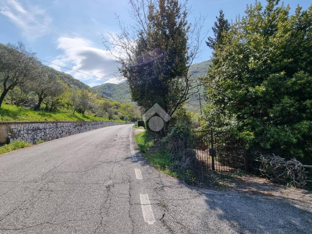 Villa a Subiaco in Contrada Cagnano - Foto 3