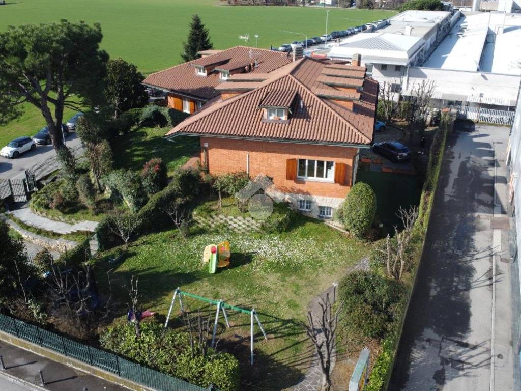 Appartamento a Mozzo in Via Capitani di Mozzo, 4 - Foto 3