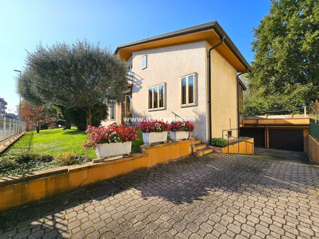 Villa a Borgo virgilio in Via XXV aprile 5 - Foto 2