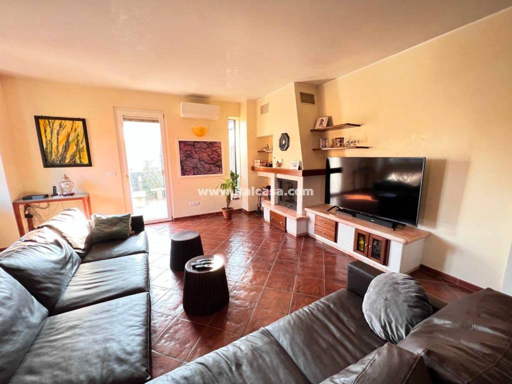 Villa a Curtatone in Via Modigliani - Foto 2
