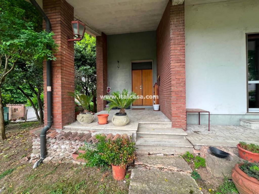 Villa a Curtatone in Via XXIX Maggio - Foto 4