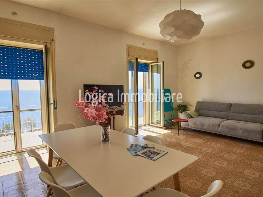 Appartamento a Santa cesarea terme in Via Roma - Foto 3