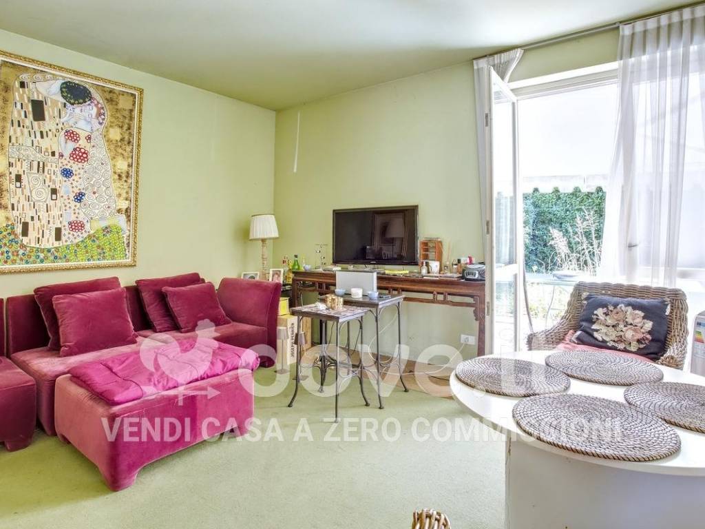 Villa a Arcisate in Via Silvio Pellico, 94 - Foto 3