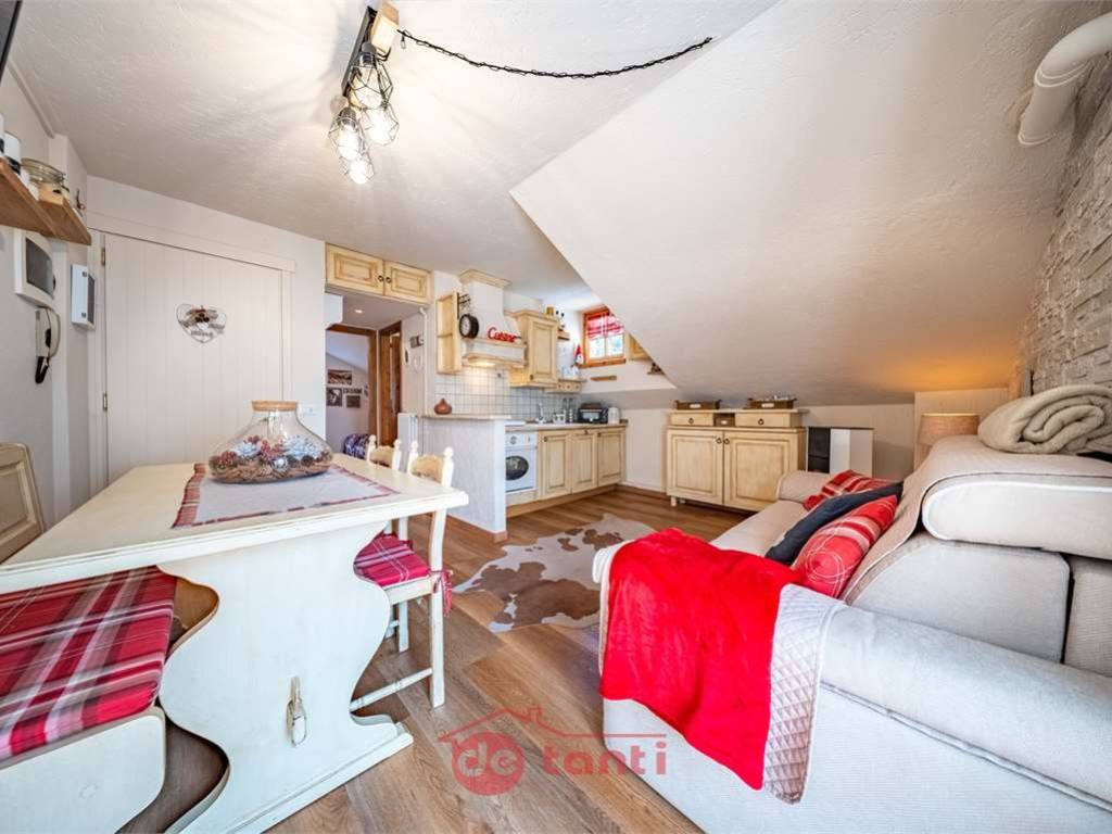 Appartamento a Campodolcino in Via Tini - Foto 2