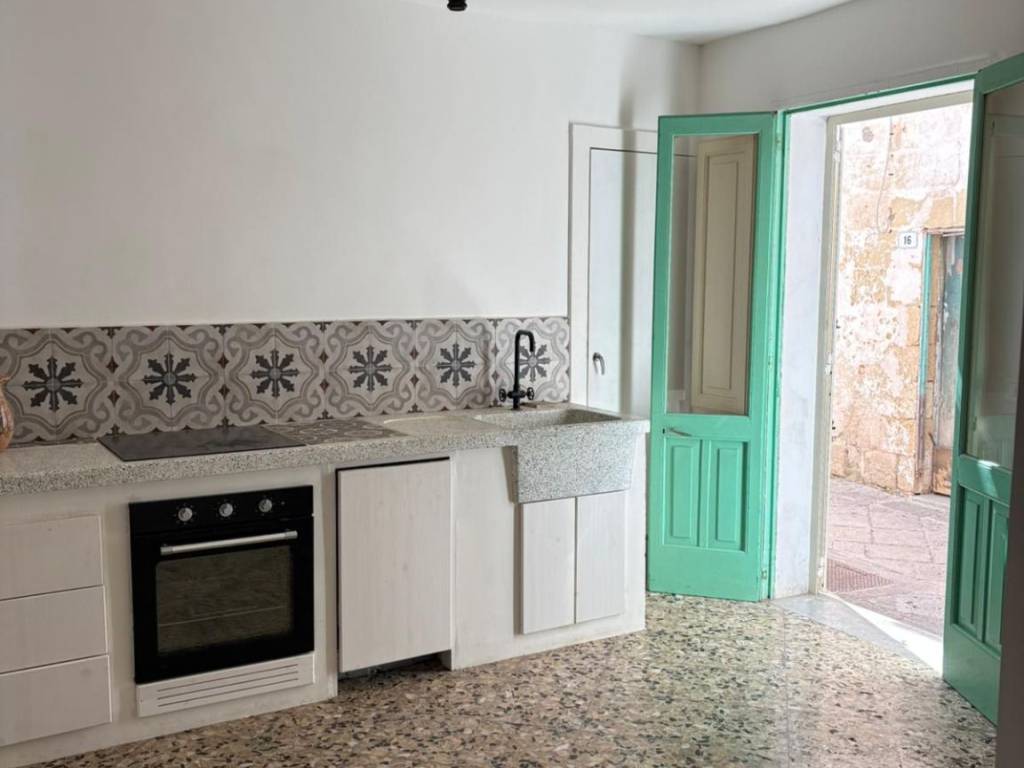 Casa indipendente a Muro leccese in Vico Protonobilissimo - Foto 3