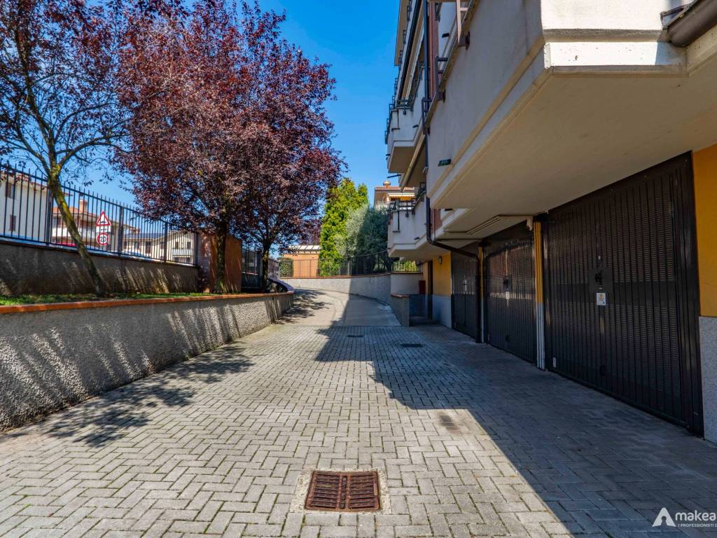 Box / garage a Sordio in Via Giovanni Falcone, 15 - Foto 5