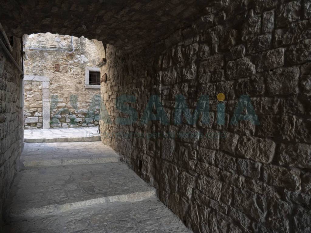 Casa indipendente a Pietragalla in Via Roma - Foto 5