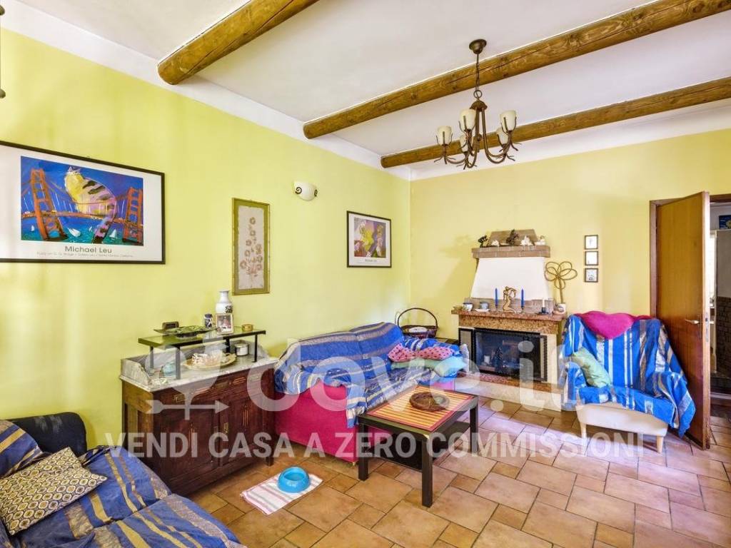 Appartamento a Cittiglio in Via Roma, 18 - Foto 3