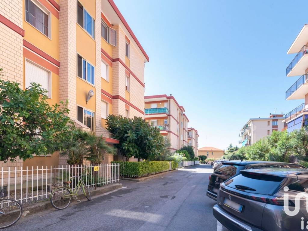 Appartamento a Ceriale in Strada Cappelletta II, 49 - Foto 2