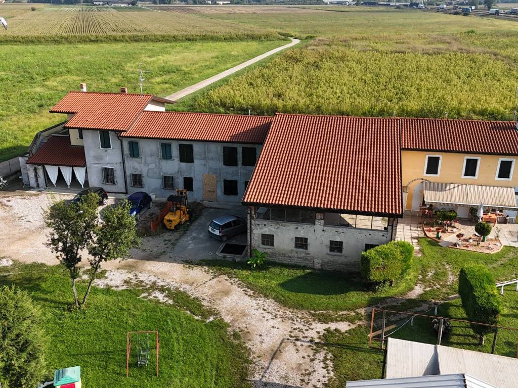 Terreno a Vigasio in Via dei Ronchi, 9 - Foto 2